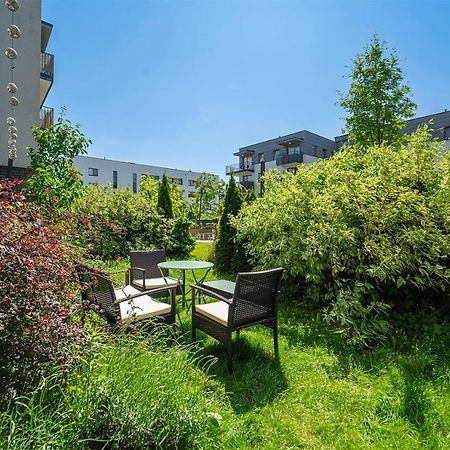 Bluszczanska Modern Urban Apartment وارسو المظهر الخارجي الصورة
