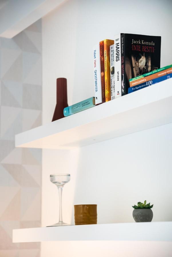 Bluszczanska Modern Urban Apartment وارسو المظهر الخارجي الصورة