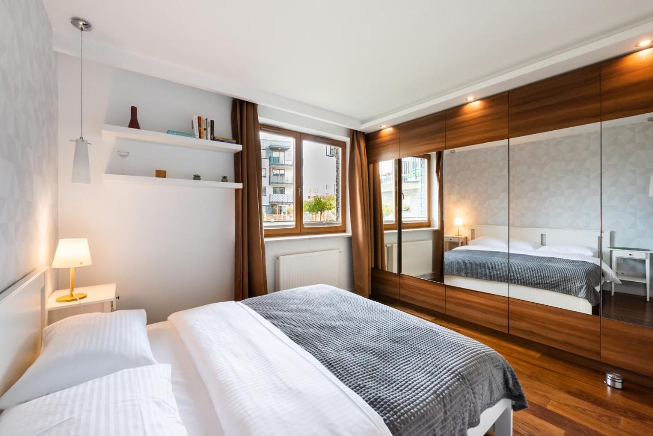 Bluszczanska Modern Urban Apartment وارسو المظهر الخارجي الصورة