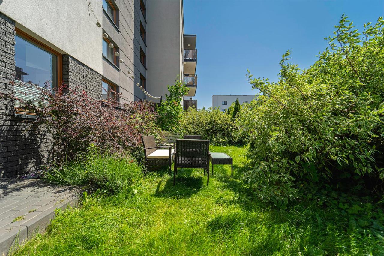 Bluszczanska Modern Urban Apartment وارسو المظهر الخارجي الصورة